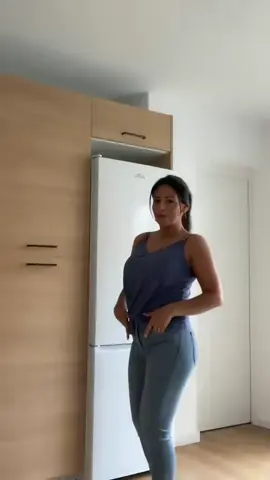 A post by @morenafit_82 on TikTok caption: #Recuerdos 