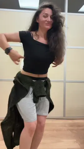 A post by @premierfreedance on TikTok caption: #💕💕💕💕💕 