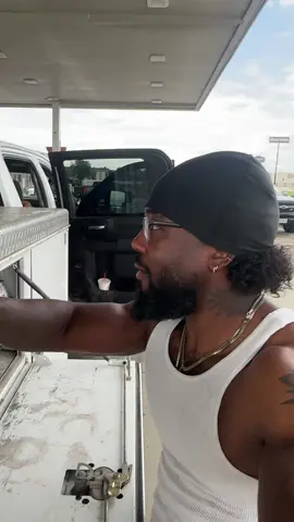 A post by @nefifero on TikTok