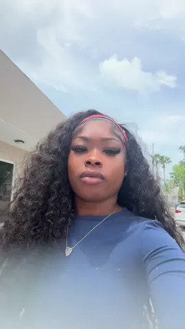 A post by @thegirltut on TikTok caption: Trying Fat boys in Miami 29/10 i don’t even eat shrimp ts was fye 😩😩 