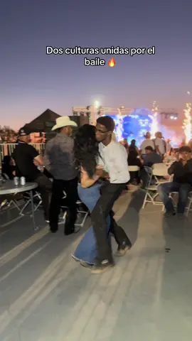 A post by @celes_ttee on TikTok caption: Que bonito es bailar 😍 @javarius 🔥 #celeste #baile #mexico #legitimo 