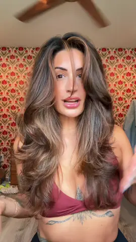 A post by @madeandtaylored on TikTok caption: Okay HELLO?!!!!!! Not to toot my own horn or anything but how the fu…. #hairtok #hairvideo #brunettecolor #licensedstylist #madeandtaylored 