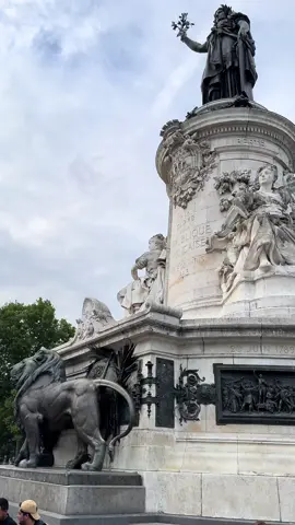 A post by @masserka on TikTok caption: Journée cheikh ahmadou bamba encore..⏳touba paris place de la république le 19 juillet Inchalha 🙏@minute_xassida @Jibril-Karim 🇸🇳🇫🇷 @Dahira Al Hijratou Paris 