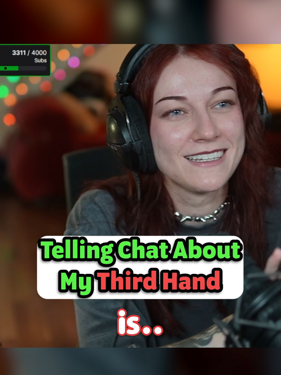 A post by @kruzadar on TikTok caption: I'm the Alien 👽