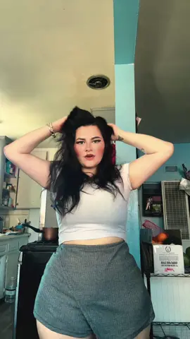A post by @paolalooez5 on TikTok caption: #fyp #paratiiiiiiiiiiiiiiiiiiiiiiiiiiiiiii #parati 