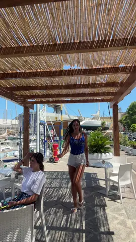 A post by @annasuarato1 on TikTok