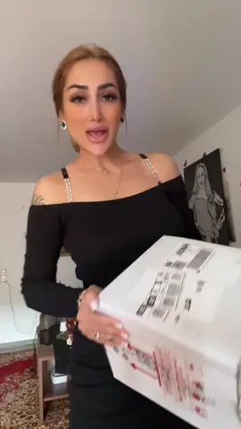 A post by @rayssavrss on TikTok caption: #rayssavrs @violetafilimon1 