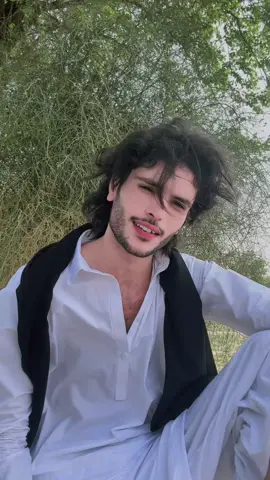 A post by @m_afnanmargun on TikTok caption: Khalk zaliman 🔥😉#karakslomoking #afnanmargun #foryou #foryoupage #viralvideo 