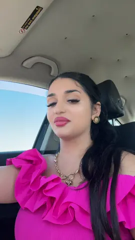 A post by @melekminca on TikTok caption: #melekcoffepub 