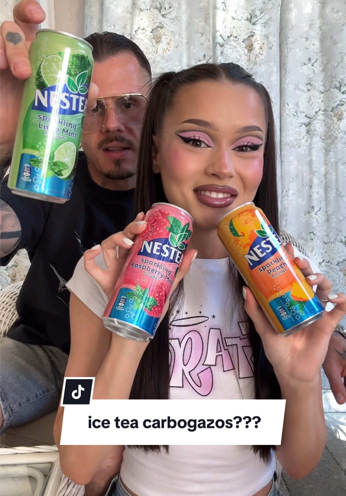 A post by @stefiolariu on TikTok caption: nu e o noutate pt voi ca beau ceaiuri, dar ceai carbogazos sigur nu m-ati mai vazut sa beau 🤣🫠😍 Nestea Joy Sparkling s-a lansat in 3 arome ✨ Lime Mint, Raspberry Mint si Peach 🫧 care va face cu ochiul?:))))  #NesteaJoySparkling #InMySparklingEra 