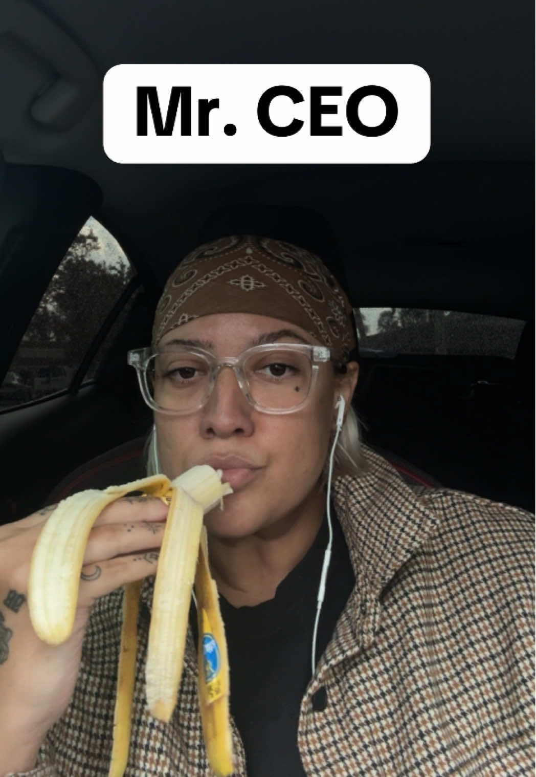 A post by @yourfavinvestigator on TikTok caption: Disclaimer -This is a joke… I really didn’t do the surveillance…  #surveillance #fyp #coldplayconcert #cheaters