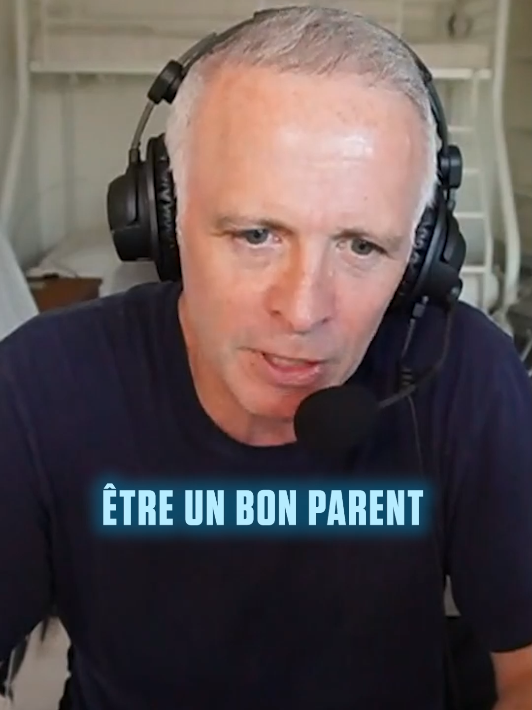 A post by @samueletienneofficiel on TikTok caption: On discute de la parentalité pour ceux qui s’inquièteraient de ne pas faire de bons parents #education #apprendresurtiktok #enfant #samueletienne #twitchfr
