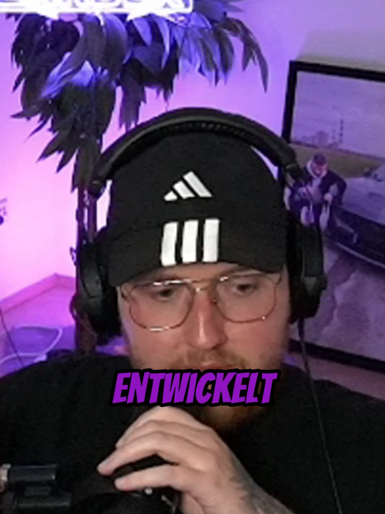 A post by @zarbex.highlights on TikTok caption: Dönerbox oder Pommdöner @zarbex #twitch #clips #fyp