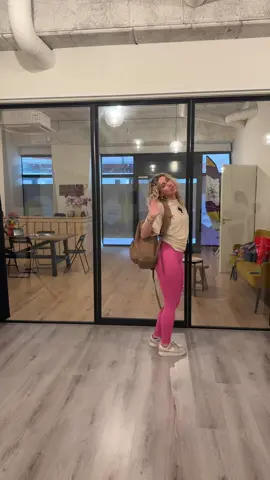 A post by @dansjufsharon on TikTok caption: Bye afro ❤️ 