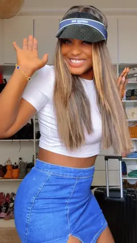 A post by @miaguisse on TikTok caption: Domi guédiaway bi seul 💪🏾💪🏾💪🏾 #miaguisse #ballagaye2  #choix #unique  #luttesenegalaise 