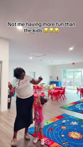 A post by @aeriannasingss on TikTok caption: @Gracie's Corner yall hiring ??😁😂😂😂 #fypシ #xyzbca 