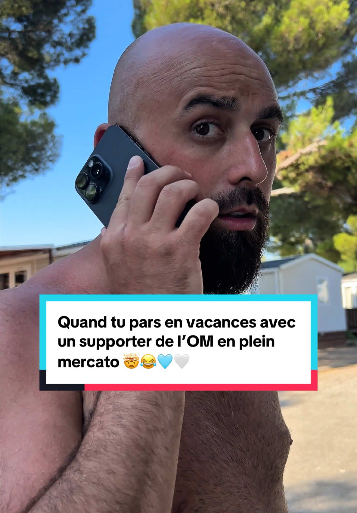 A post by @johan_racha on TikTok caption: Je vous mets au défi de le supporter seulement 24h 🤯😂 #TeamOM #MercatOM #OM #Marseille #AllezLOM #Humour #Couple #CoupleGoals #Drole #Comedy #JohanRacha