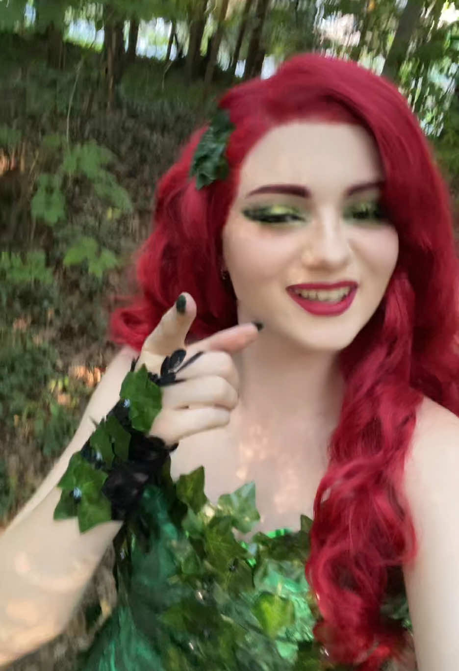 A post by @leannmel on TikTok caption: #harlivy 🤭 I cosplayed her when pride month was already over… but I can’t let this in my drafts! #poisonivycosplay #poisonivy #ivycosplay #dc #dccosplay #dccosplayer #dcuniverse #fy 