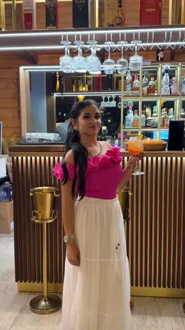 A post by @melekminca on TikTok caption: #melekcoffepub 