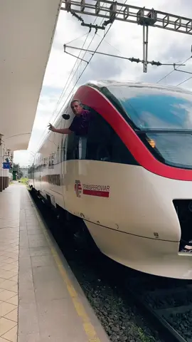 A post by @delia on TikTok