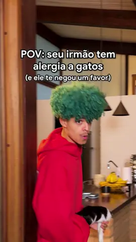 A post by @jooj on TikTok caption: ele nunca mais vai me negar um favor 🐈💀😂 #irmaosnatu 