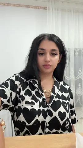 A post by @melekminca on TikTok caption: #melekcoffepub 