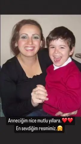 A post by @bilge_tekin100 on TikTok caption: Yavrum nice mutlu yillara Allah sağlıklı huzurlu nice yıllar nasip etsin seni çok seviyorum hemde çok ❤️❤️❤️❤️
