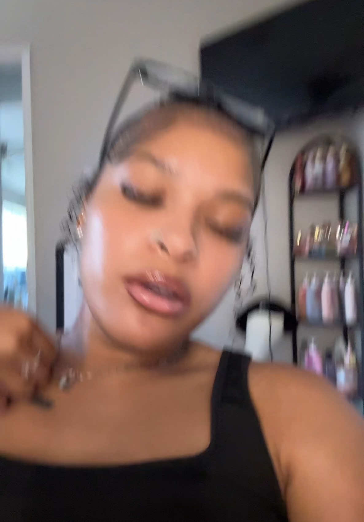 A post by @6ixpigs on TikTok caption: yal won’t let me forget this damn song!😂 #dariashe #6ixpigs #fypシ 