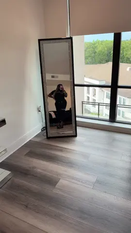 A post by @saucysantana on TikTok caption: Find u a mirror & don’t forget your daily affirmations. “B2D” OTW!!!! 🦴
