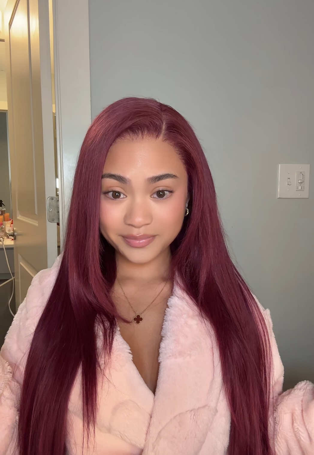 A post by @_vanessaanne on TikTok caption: @Cynosure Hair @Cynosurehairwigs  #cynosurehair #cynosure99jburgundywig# 99jburgundywig#hairstyle # 99jburgundywigreview #13x4lacefrontal #lacewig #summersale 