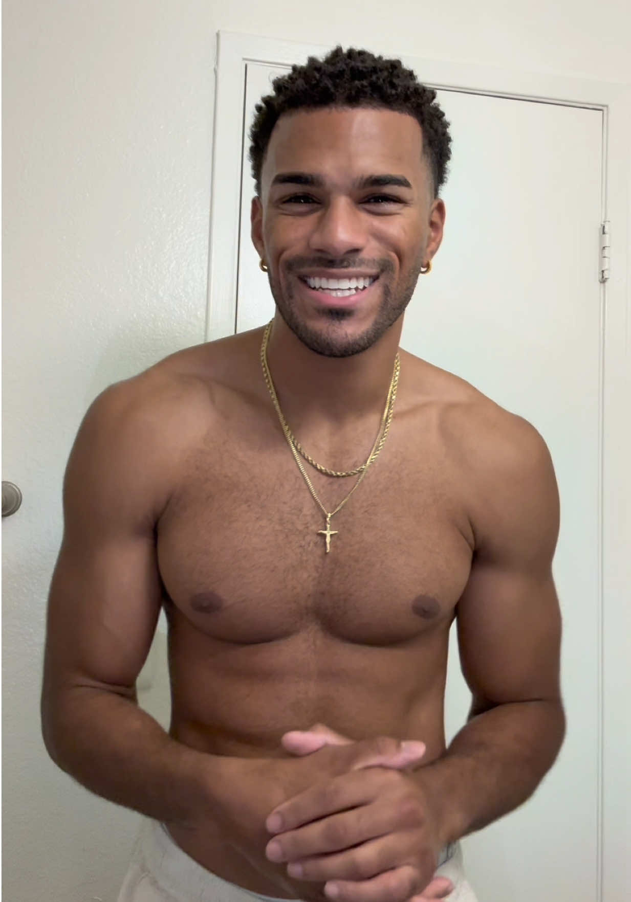 A post by @findjeremiah on TikTok caption: Y’all been been askin for the skincare routine, let’s get into it! 🤩 @CeraVe #ceravepartner #loveislandjeremiah #loveislandusa #LoveIsland #skincare 