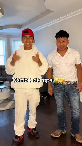 A post by @santyg678 on TikTok caption: Cambiando ropa con @El Chamarra #humor #jajaja #amigos 