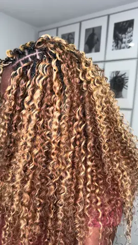 A post by @boraluxuryhair on TikTok caption: #fyp #boraluxuryhair #borabraids #njbraider #boraborabraids 