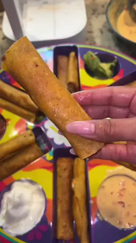 A post by @arimonika on TikTok caption: If you haven’t been doing shi all day but eat hot Cheetos I got the meal for you #dinner #30minutemeals #imyourmomnow 