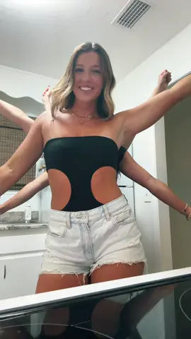 A post by @jadenmartinezzz on TikTok caption: #fyp