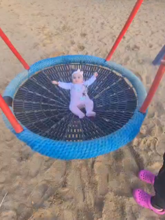 A post by @alexya_deny08 on TikTok caption: #fyp #FunkNoCapCut prințesa mea frumoasa era foarte fericita prințesă mea te iubesc mult puiu meu mic și frumos și dulce te iubesc enorm de mult viata mea mea ești tu soarele meu mic și frumos și dulce te iubesc enorm de mult viata mea mea ești tu soarele meu mic și frumos și dulce te iubesc enorm 💋😘🌺🎀🎀🎀🎀🎀🎀🎀🤗🤗🤗🤗🤗🤗🤗🍒🍒🍒6️⃣🌺🌺🌺😘😘💋
