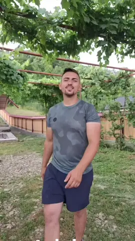 A post by @petcuflorin1 on TikTok caption: #faloow #fy #fyp 