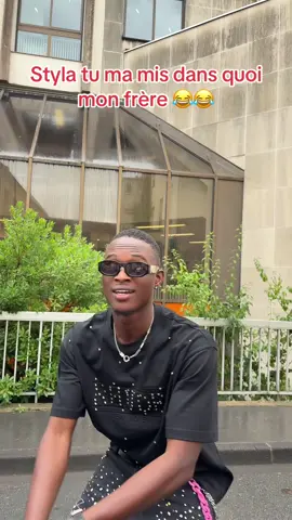 A post by @kourisimple on TikTok caption: Mamaya boss ❤️❤️ @stylamillionsboss  #guineenne224🇬🇳 #malitiktok🇲🇱 #ivoire_humour🇨🇮🇨🇮 