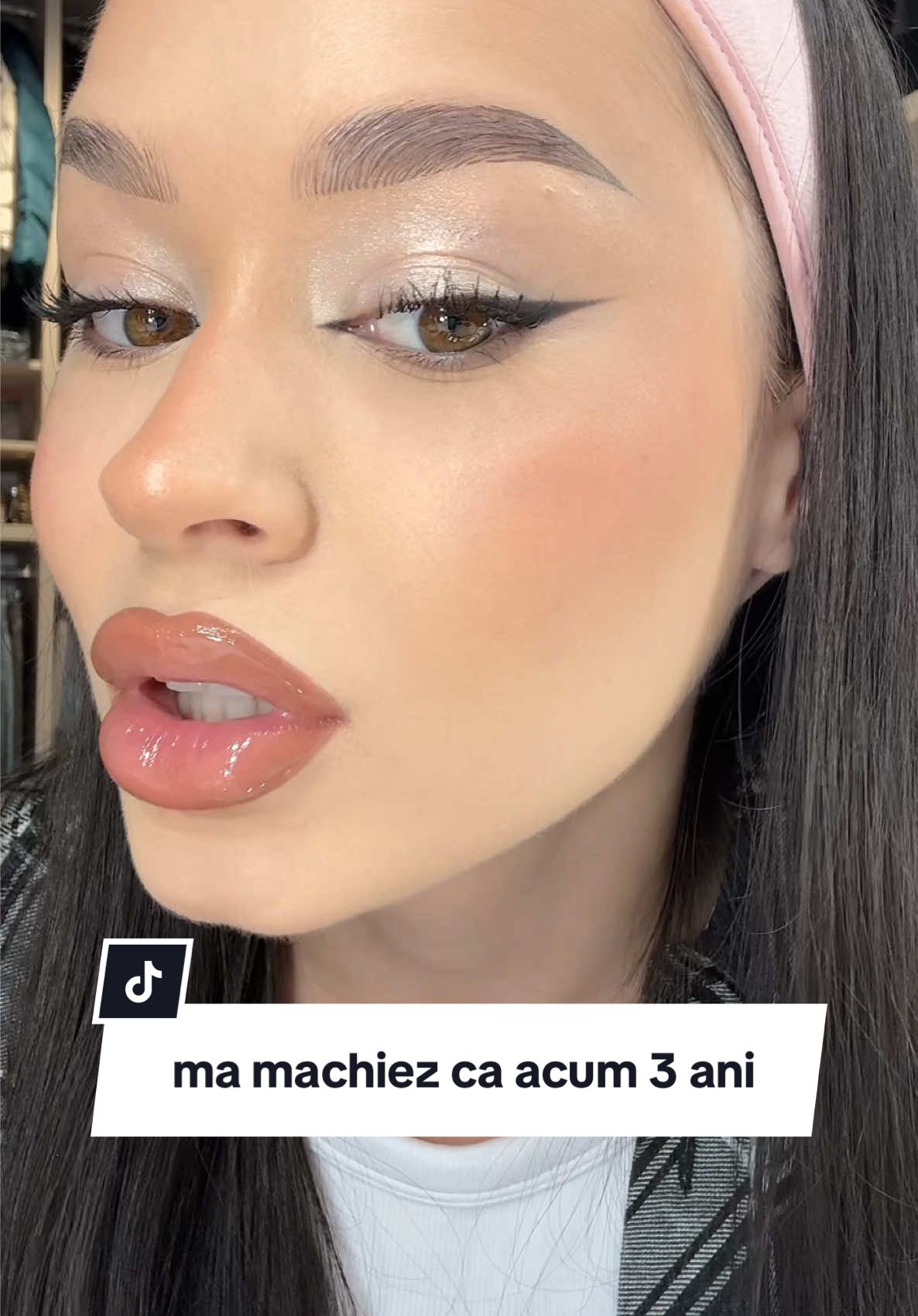 A post by @stefiolariu on TikTok caption: sa inceapa comentariile ca vrem peruca inapoi 😭