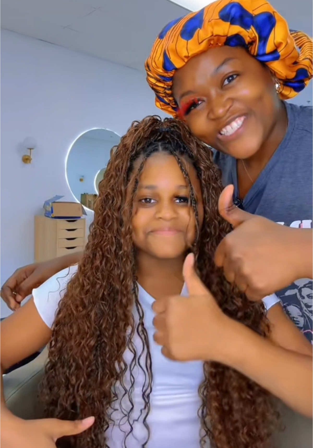A post by @beautybyalicedimplz on TikTok caption: #foryoupage #trending #dallabraider #dfwbraider #beautybyalicedimplz #fyp 