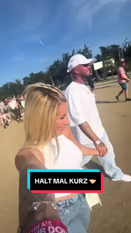 A post by @selina_hrrm on TikTok caption: CHEERES - AUF UNS ♥️🥂@Liikeez  #fyp #trend 