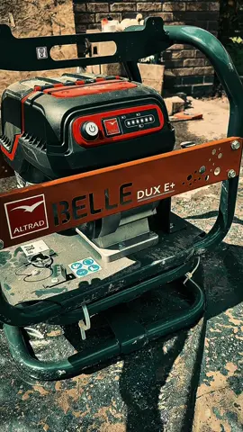 A post by @mahoneybrick on TikTok caption: @Altrad Belle DUX E+ poker drive unit 👌🏻 Battery powered zero emissions 👏🏻 #altradbelle #tools #poker #concrete #working #bricklayer #bricklayers #bricks #mortar #construction #work #foryou #explore #follow 
