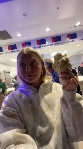 A post by @justembaswrld on TikTok caption: #fyp I’ll stick to a twist come w rainbow sprinkles thanks