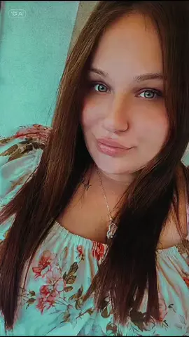 A post by @vanniz_official on TikTok caption: #Multiaverso 