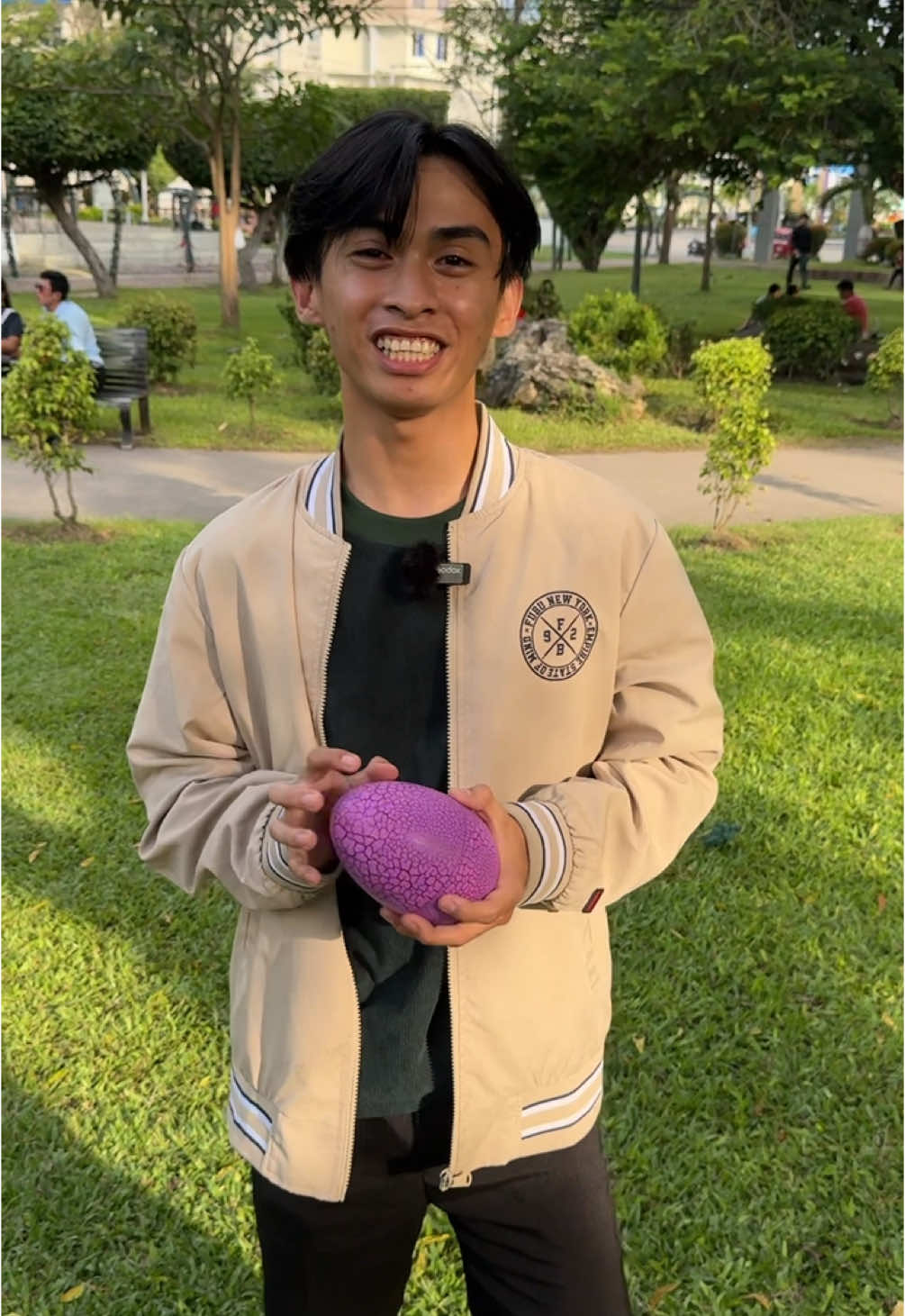 A post by @mobilelegendsphofficial on TikTok caption: MAY NAKAHANAP NA, CONGRATULATIONS! 🎉👏🏻 S'ya ang pangalawang nakakuha ng LAHAT NG MLBB SKINS WORTH 1.6M DIAMONDS! Grabe! 🤩 #MLBBDinoEggHunt #MLBBAllStar #MLBBDinoAcademy