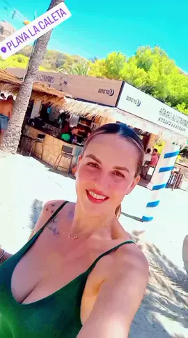 A post by @astridcontrerasoficial on TikTok caption: #sexybbw😜 #mamafeliz #divas #soñadora #empresaria #emprendedora #viraltiktok 