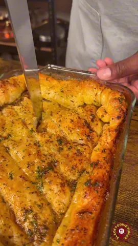 A post by @blackfoodiefinder on TikTok caption: This Cajun Chicken Pot Pie 😮‍💨🔥 #recipe ⁣ Featured: @dasliderguy⁣ ⁣ #BlackFoodieFinder⁣