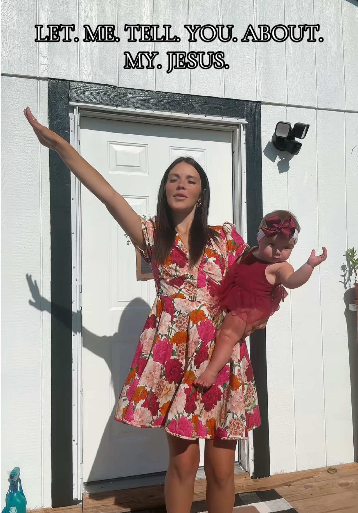 A post by @ on TikTok caption: sissy knows how to pause the Lord 🥹🤍 #momlife #MomsofTikTok #momtok #pregnant #momsoftiktok #17weekspregnant #momof4 #pregnantlife #pregnanttiktok 