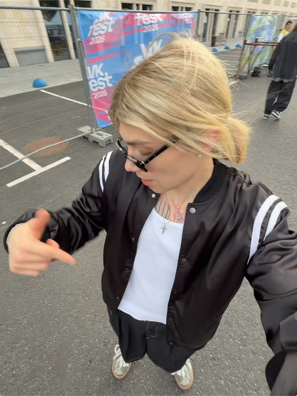 A post by @4unkeeei on TikTok caption: все хотят 😻