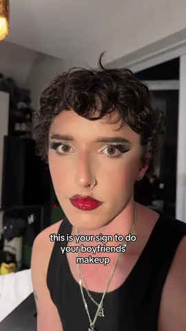 A post by @abbyroberts on TikTok caption: he’s so pretty tho @David lammond #makeup #beauty #bf 